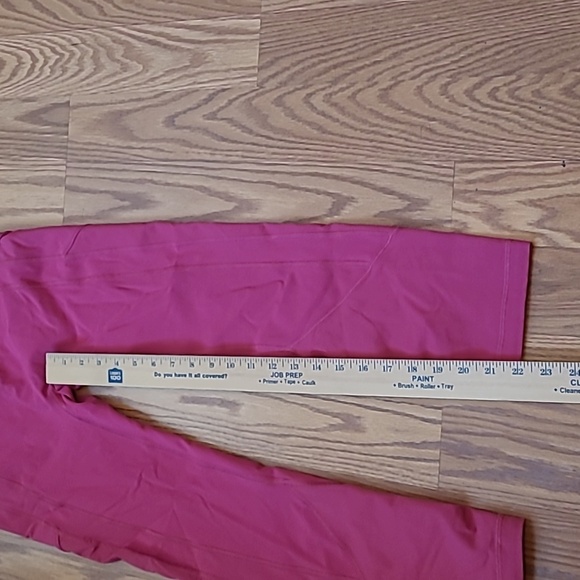 Lululemon All The Right Places Crop II *23" Size 6 - Picture 9 of 13